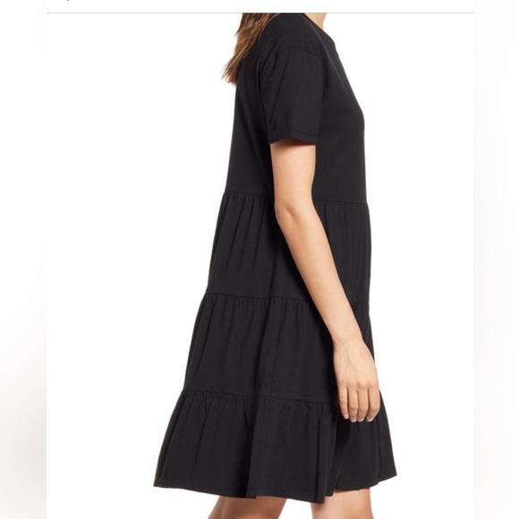 EUC Treasure & Bond Tiered Tshirt Dress from Nordstrom. Color is tomato red. - Picture 6 of 7